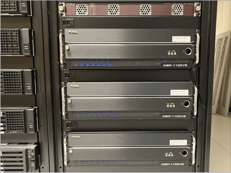 ラックに搭載したIPテロップ送出機