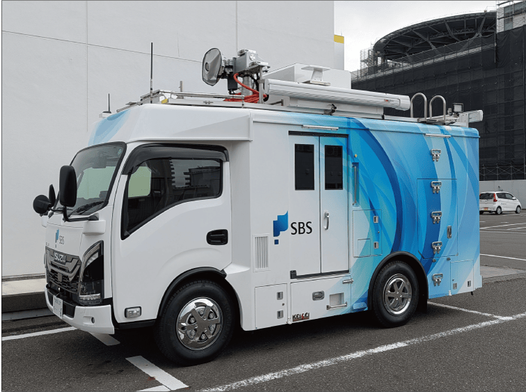 中継車システム 外観